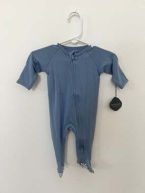 Sweet Bamboo Newborn Footie Pajama onesie Romper Blue. NWT